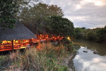 Thornybush Waterside Lodge 2